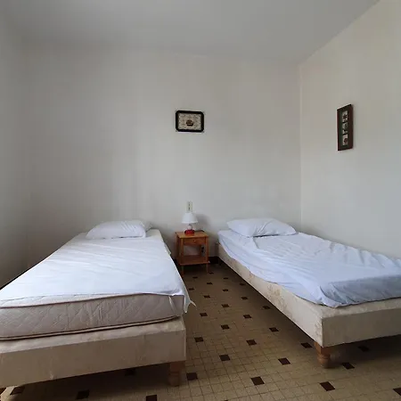 Maison Spacieuse 6 Pers. Près Avec Jardin - Fr-1-476-204 * La Faute-sur-Mer